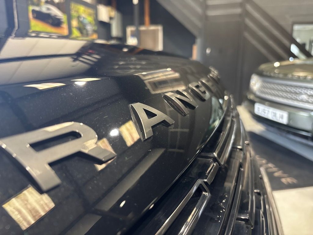 USED 2025 25 LAND ROVER RANGE ROVER 4.4 P530 V8 Autobiography SUV 5dr Petrol Auto 4WD Euro 6 (s/s) (LWB, 7Seat) (530 ps) VAT Q|1 OWNER|ELECTRIC TOW BAR
