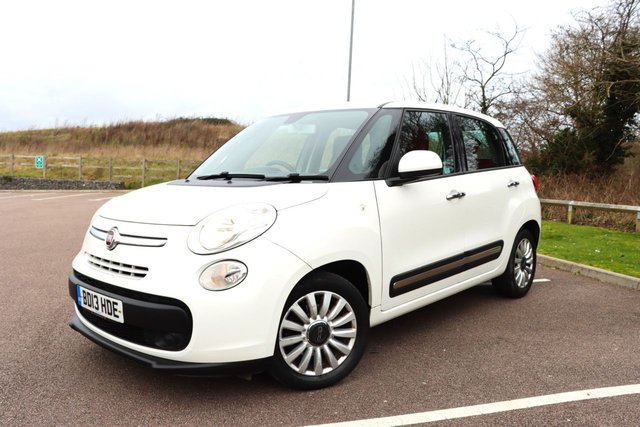 2013 FIAT 500L - Photo 8