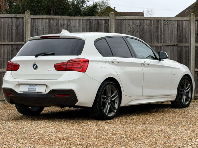 2018 BMW 1 Series - Photo 3