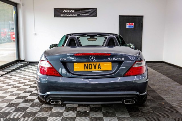 2012 Mercedes-Benz Slk 2.1L Amg Sport 2dr - Photo 11