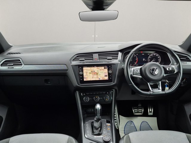 2018 Volkswagen Tiguan 2L R-Line 5dr - Photo 5