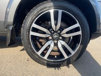 USED 2015 65 LAND ROVER DISCOVERY 4 3.0 SD V6 HSE Luxury SUV 5dr Diesel Auto 4WD Euro 6 (s/s) (256 bhp) ANOTHER ABSOLUTE BEAUTY, JUST IN AND FINISHED IN STUNNING METALLIC GREY PAINT+4 WHEEL DRIVE+7 SEATER+DIESEL+AUTOMATIC+ONLY 2 FORMER KEEPERS+SERVICE HISTORY+ULEZ COMPLIANT+REAR ENTERTAINMENT+PRIVACY GLASS+TOWBAR+AUTOMATIC HEADLIGHTS AND HIGH BEAM ASSIST+SIDE STEPS+FULL LEATHER INTERIOR+FULL PANORAMIC GLASS ROOF+SATELLITE NAVIGATION+PARK ASSIST+CLIMATE CONTROL+20 INCH 5 SPLIT SPOKE ALLOY WHEELS+CALL NOW TO ARRANGE A VIEWING+THIS VEHICLE IS NOT TO BE MISSED AND IS READY TO DRIVE AWAY TODAY!!!!!!!!!