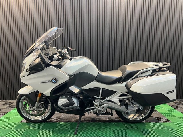 View our BMW R 1250 RT