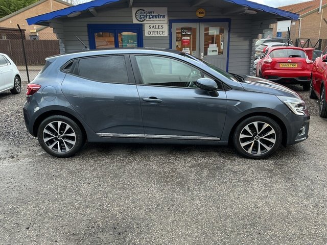 2020 RENAULT CLIO - Photo 2