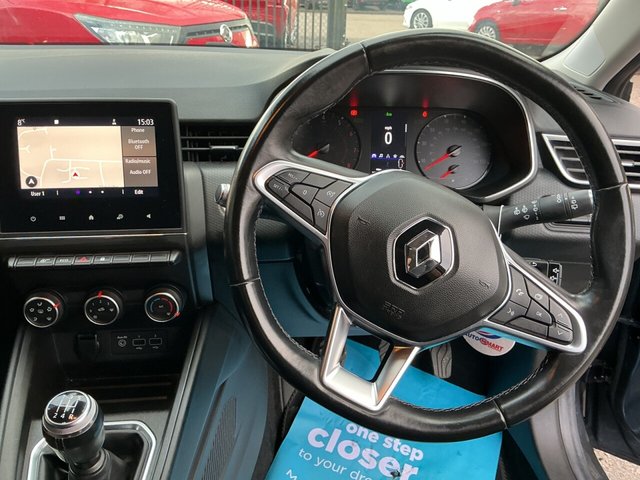 2020 RENAULT CLIO - Photo 9