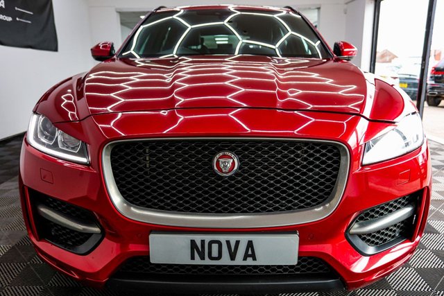 2020 Jaguar F-Pace 2L R-Sport 5dr - Photo 8