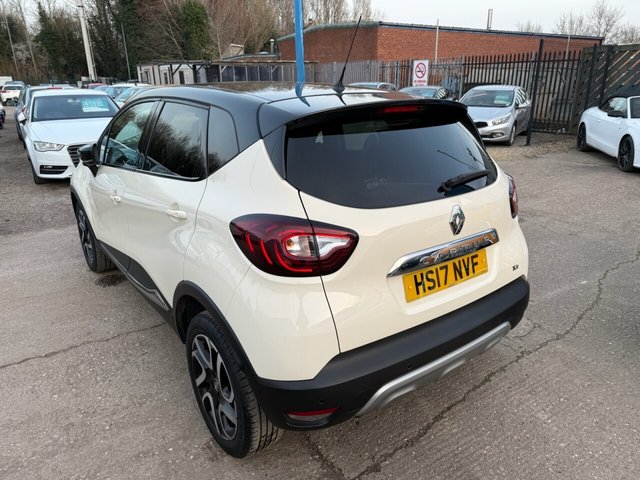 2017 RENAULT CAPTUR 0.9 TCe ENERGY Dynamique S Nav SUV 5dr Petrol Manual Euro 6 (s/s) (90 ps) - Photo 5
