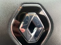 USED 2019 19 RENAULT KADJAR 1.3 TCe Iconic SUV 5dr Petrol Manual Euro 6 (s/s) (140 ps) 