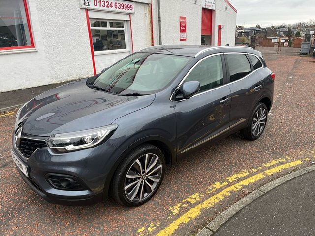 View our Renault Kadjar 1.3 TCe Iconic SUV 5dr Petrol Manual Euro 6 (s/s) (140 ps)