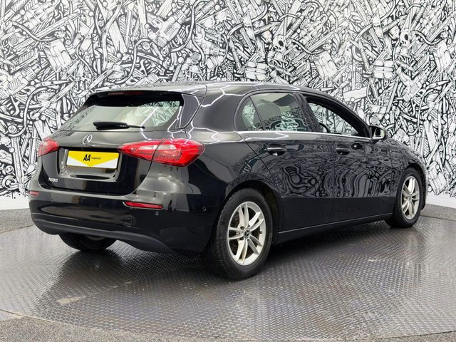 2019 Mercedes-Benz A-Class 1.3L Se 5dr - Photo 11