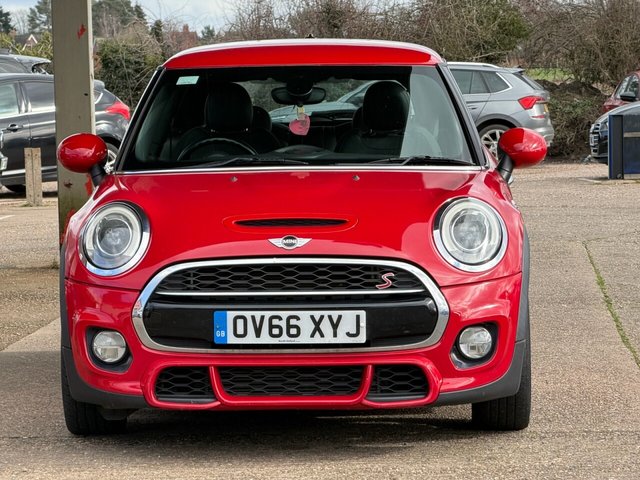2016 MINI Hatch 2L Cooper S Works 3dr - Photo 2