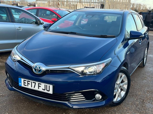 2017 TOYOTA AURIS - Photo 3