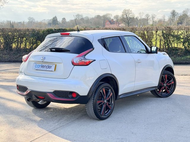 2017 Nissan Juke 1.2L Tekna 5dr - Photo 6