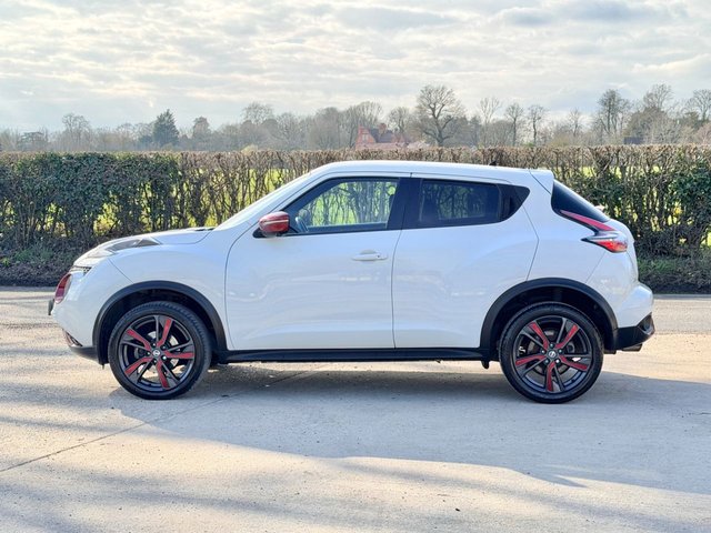 2017 Nissan Juke 1.2L Tekna 5dr - Photo 9