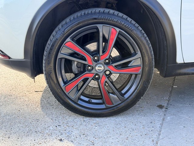 2017 Nissan Juke 1.2L Tekna 5dr - Photo 12