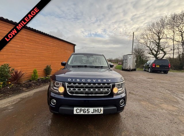 View our LAND ROVER DISCOVERY 4