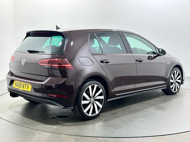 2018 Volkswagen Golf - Photo 8