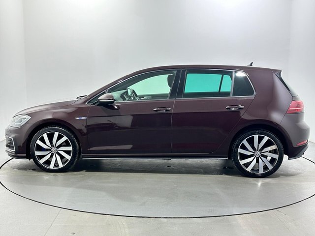 2018 Volkswagen Golf - Photo 5