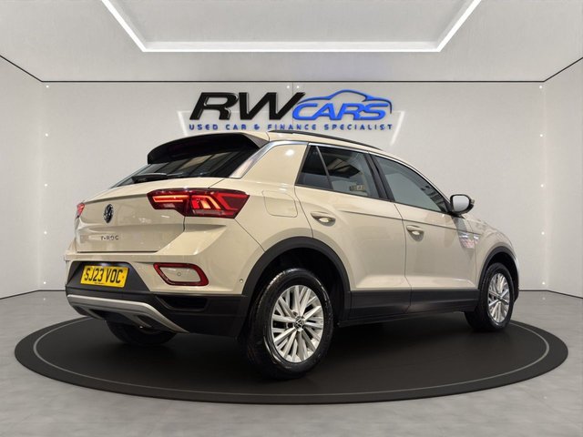 2023 Volkswagen T-Roc 1.5L Life 5dr - Photo 5