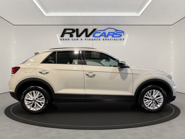 2023 Volkswagen T-Roc 1.5L Life 5dr - Photo 6