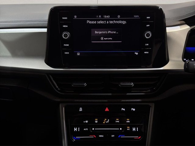 2022 Volkswagen T-Roc 1.5L Life 5dr - Photo 9