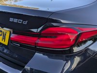 USED 2022 72 BMW 5 SERIES 2.0 520d MHT M Sport Saloon 4dr Diesel Hybrid Steptronic Euro 6 (s/s) (190 ps) LOW MILEAGE - CARBON BLACK