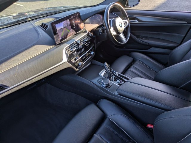 2022 BMW 5 Series 2L M Sport 4dr - Photo 8