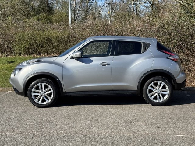 2017 NISSAN JUKE - Photo 2