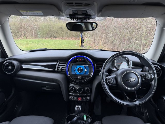 2018 MINI HATCH - Photo 9