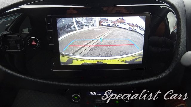 2024 TOYOTA AYGO X - Photo 5