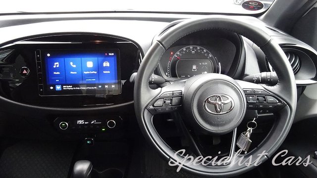 2024 TOYOTA AYGO X - Photo 7