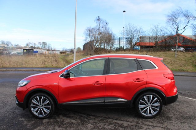 2016 RENAULT KADJAR 2016 1.5 dCi Signature 2016,Sat Nav,19*Alloys,DAB,Glass Roof,74mpg,£20 Tax,F.S.H - Photo 2