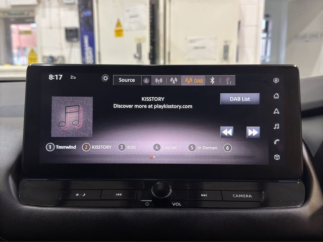 2023 Nissan Qashqai 1.5L N-Connecta 5dr - Photo 11