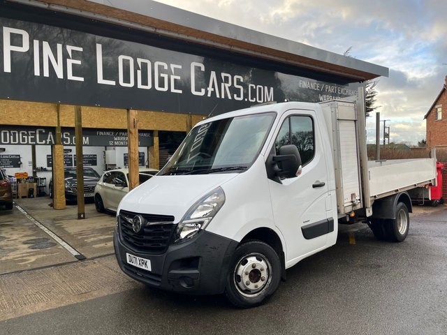 View our Vauxhall Movano 2.3 CDTi 3500 BiTurbo HDT Chassis Cab 2dr Diesel Manual RWD L3 H1 Euro 6 (s/s) (DRW) (145 ps)