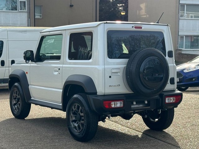 2025 SUZUKI JIMNY - Photo 6