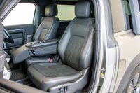 USED 2022 71 LAND ROVER DEFENDER 3.0 D250 MHEV HSE SUV 3dr Diesel Auto 4WD Euro 6 (s/s) (250 ps) Air Susp, Jump Seat, Tow Bar