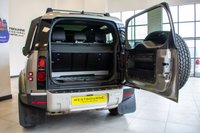 USED 2022 71 LAND ROVER DEFENDER 3.0 D250 MHEV HSE SUV 3dr Diesel Auto 4WD Euro 6 (s/s) (250 ps) Air Susp, Jump Seat, Tow Bar