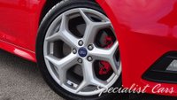 USED 2015 15 FORD FOCUS 2.0T EcoBoost ST-2 Hatchback 5dr Petrol Manual Euro 6 (s/s) (250 ps) 