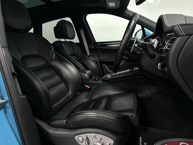 2022 Porsche Macan 2.9L S 5dr - Photo 5