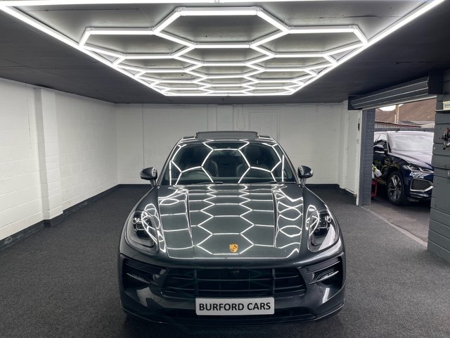 2019 Porsche Macan 3L S 5dr - Photo 8