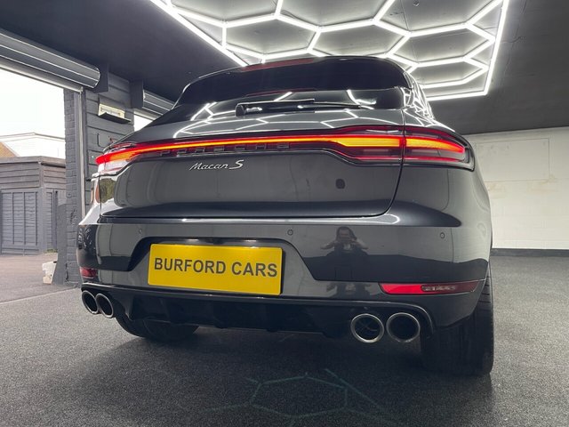 2019 Porsche Macan 3L S 5dr - Photo 6