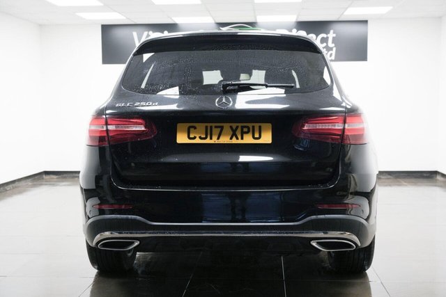 2017 MERCEDES-BENZ GLC 2.1 GLC250d AMG Line G-Tronic 4MATIC Euro 6 (s/s) 5dr - Photo 3