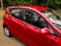 USED 2017 17 HYUNDAI I10 1.0 SE Hatchback 5dr Petrol Manual Euro 6 (66 ps) ONLY 5,200 MILES-YES 5,200 MILES WITH 1 ELDERLY LADY OWNER FROM NEW + 20 A YEAR ROAD TAX//AIRCON//BLUETOOTH//DAB//X4 ELECTRIC WINDOWS//GARAGED FROM NEW STUNNING CONDITION//X2 REMOTE KEYS/HYUNDAI/SPECIALIST SERVICE STAMPS X8 Euro 6 (66 ps) ONLY 5,200 MILES-YES 5,200 MILES WITH 1 ELDERLY LADY OWNER FROM NEW + 20 A YEAR ROAD TAX//AIRCON//BLUETOOTH//DAB//X4 ELECTRIC WINDOWS//GARAGED FROM NEW STUNNING CONDITION//X2 REMOTE KEYS/HYUNDAI/SPECIALIST SERVICE STAMPS X8//CRUISE CONTROL