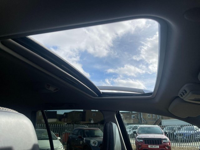 2014 VOLVO XC90 - Photo 9