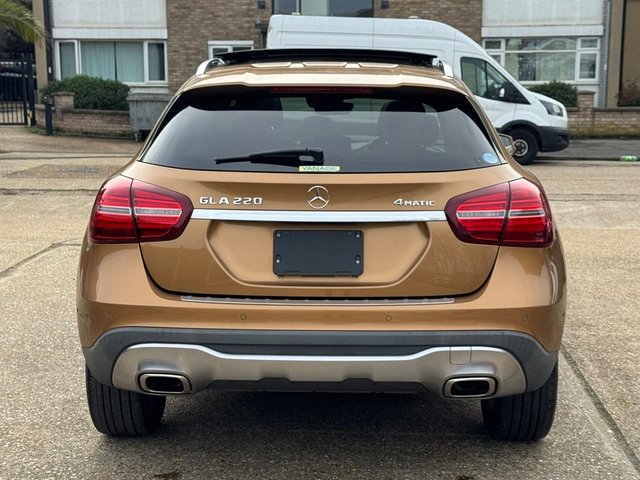 2016 Mercedes-Benz GLA - Photo 5