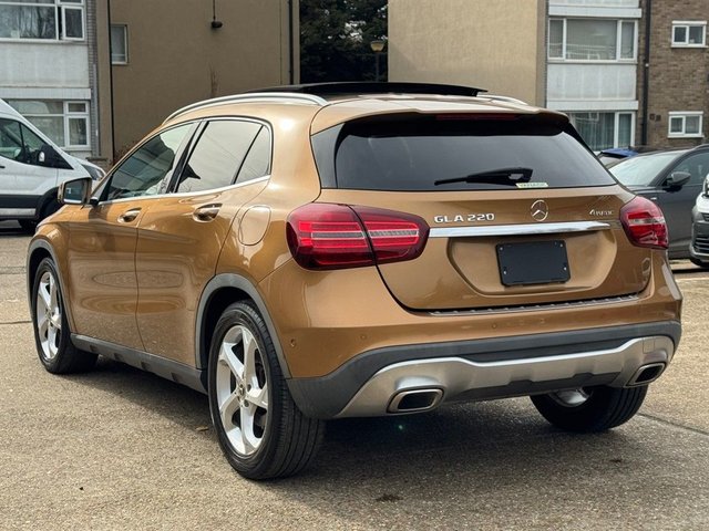 2016 Mercedes-Benz GLA - Photo 6