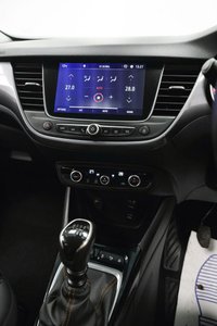 USED 2019 68 VAUXHALL CROSSLAND X 1.2 Turbo ecoTEC GPF Tech Line Nav Euro 6 (s/s) 5dr Full Service History