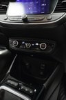 USED 2019 68 VAUXHALL CROSSLAND X 1.2 Turbo ecoTEC GPF Tech Line Nav Euro 6 (s/s) 5dr Full Service History