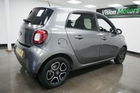 USED 2018 18 SMART FORFOUR EQ 17.6kWh Prime (Premium Plus) Auto 5dr Panoramic Roof, Black Leather