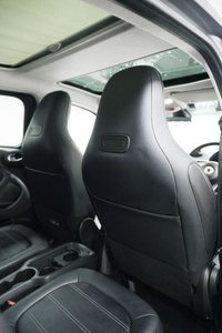 USED 2018 18 SMART FORFOUR EQ 17.6kWh Prime (Premium Plus) Auto 5dr Panoramic Roof, Black Leather